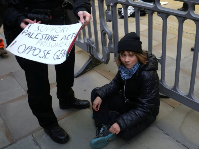 Greta Thunberg Arrested at Pro-Palestinian Protest in London, Police Confirm